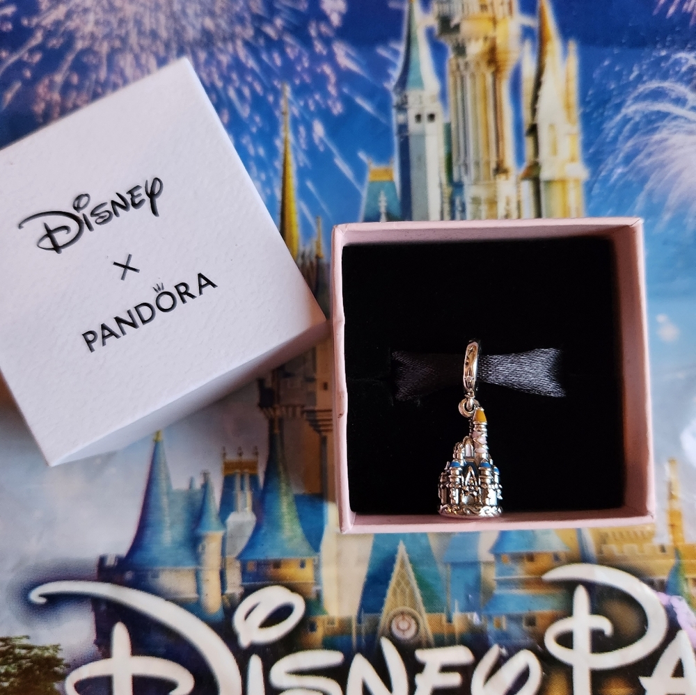 Disney 50th Anniversary Pandora Cinderella Charm